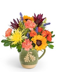 Splendid Keepsake Pitcher -A local Pittsburgh florist for flowers in Pittsburgh. PA