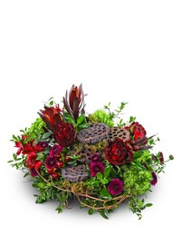 Rosewood Embrace -A local Pittsburgh florist for flowers in Pittsburgh. PA