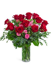 Kiss Me Dozen Roses -A local Pittsburgh florist for flowers in Pittsburgh. PA