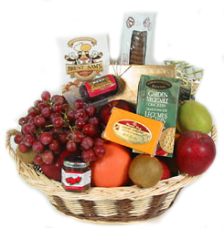 Premium Fruit & Gourmet Basket -A local Pittsburgh florist for flowers in Pittsburgh. PA